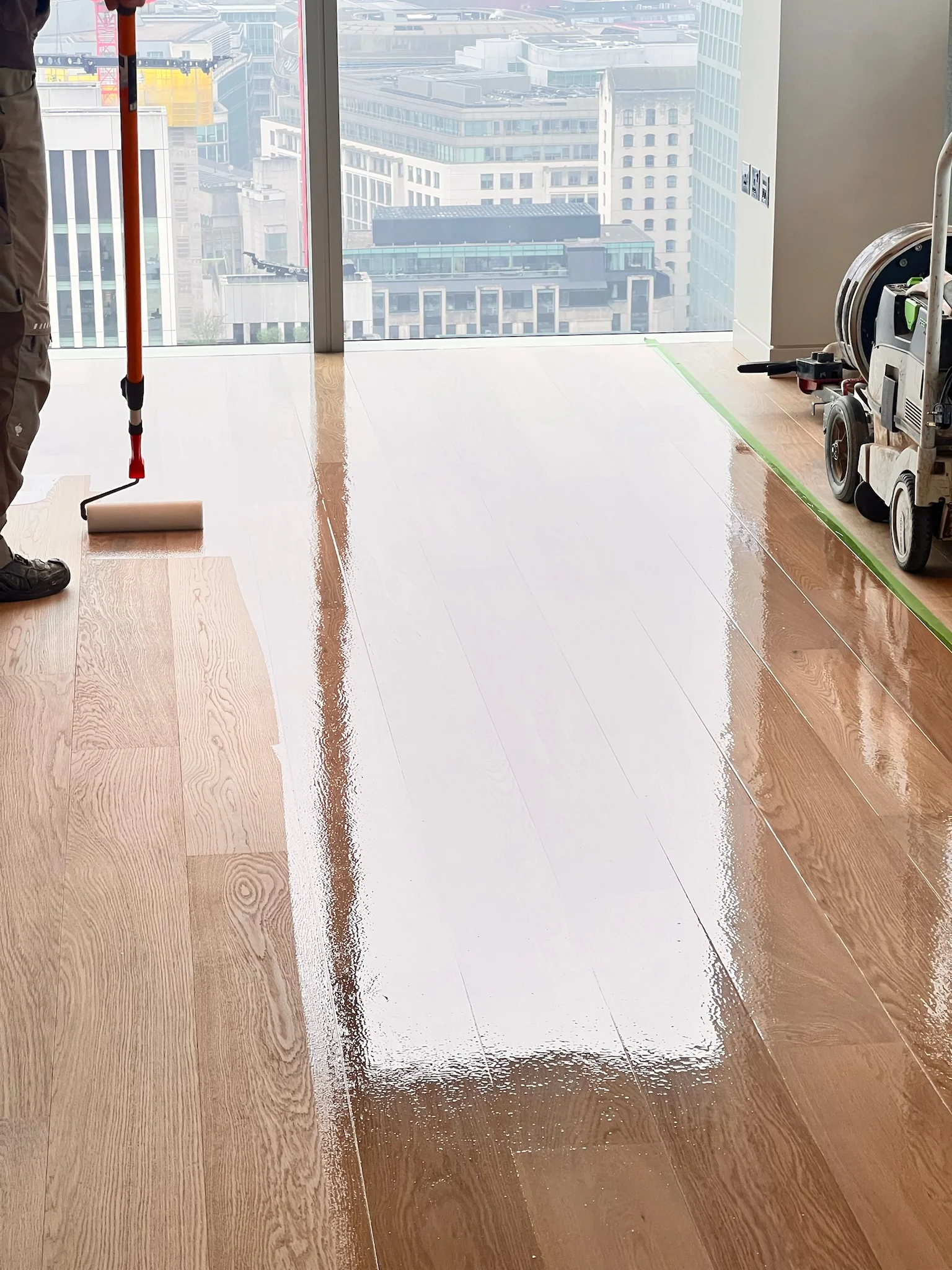 oak floor sanding in Moorgate
