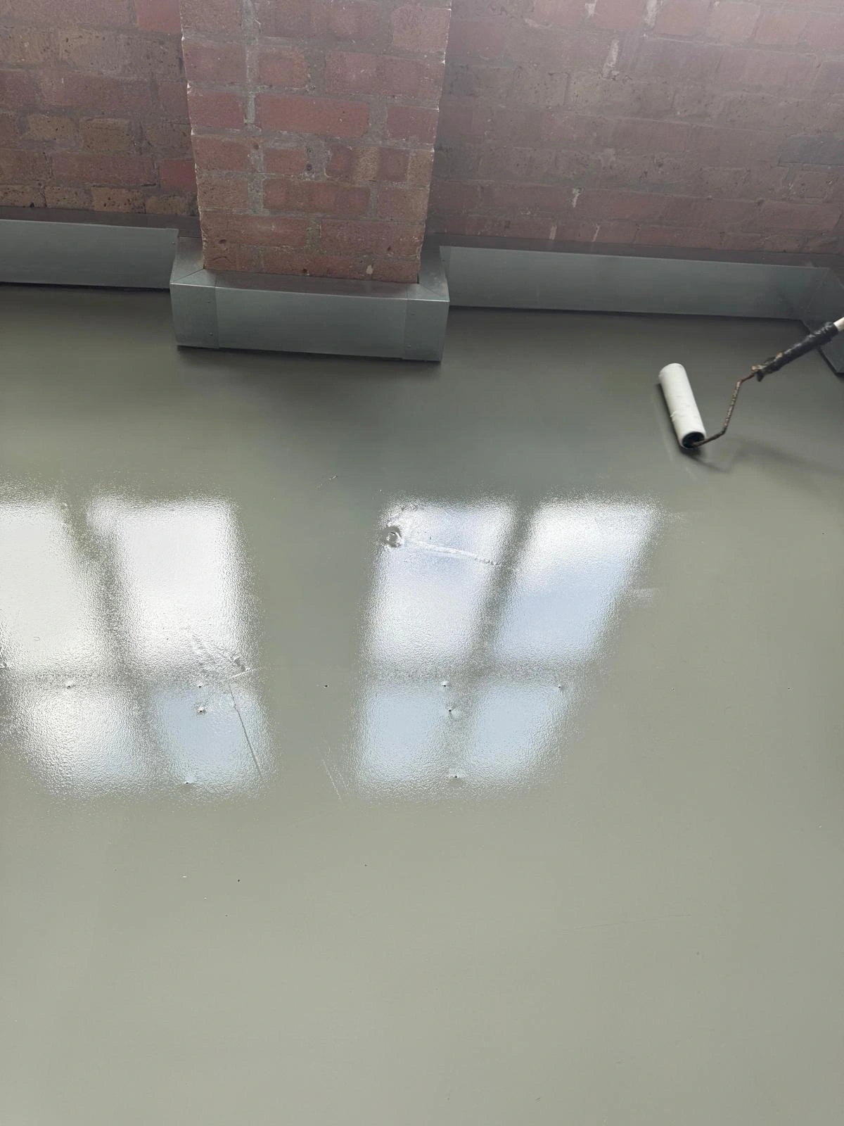 Resin floor deep cleaning in Hackney, London
