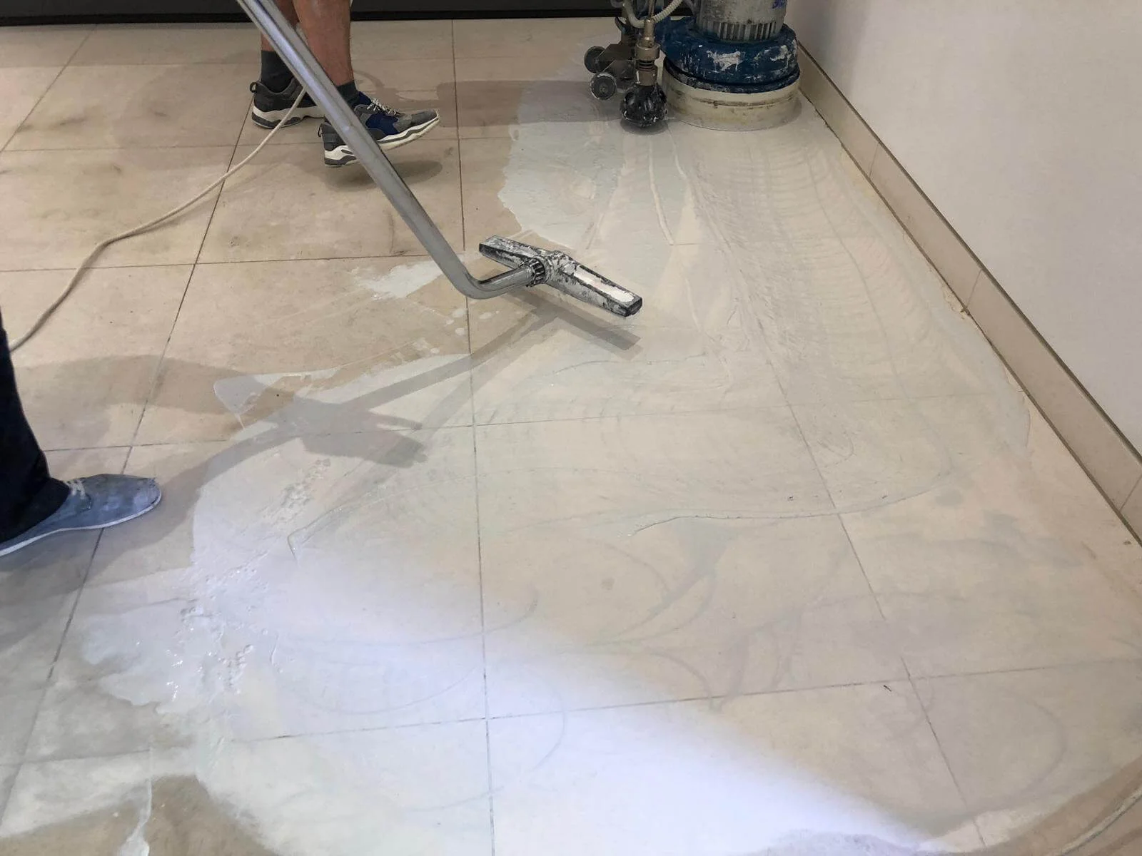 Limestone cleaning in Regent Street, London