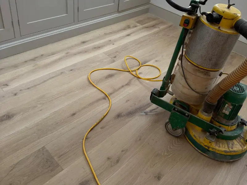 Trio finishing sander light wood floor in London
