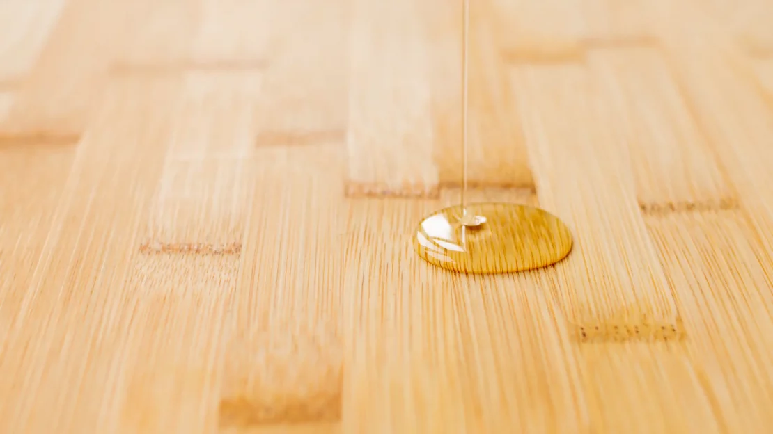 Varnish-on-Wooden-Floors