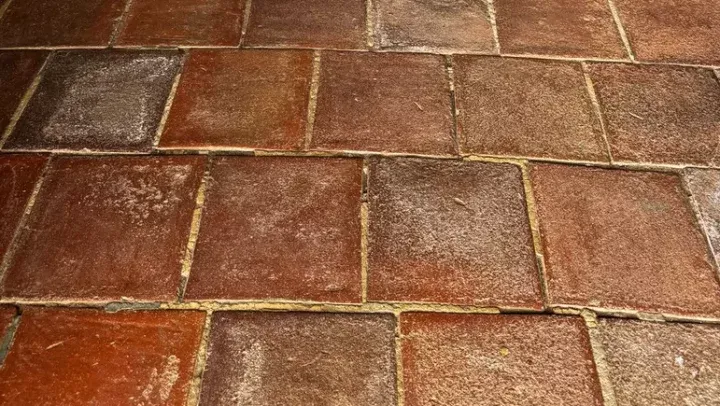 cleaning-terracotta-tiles